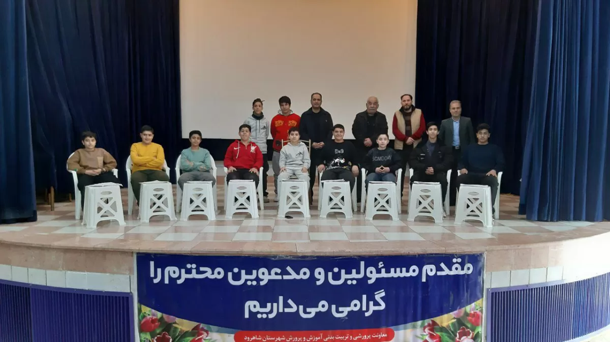 رتبه 2 جشنواره امیدهای فردا در رشته نمایشنامه خوانی در سطح شهرستان